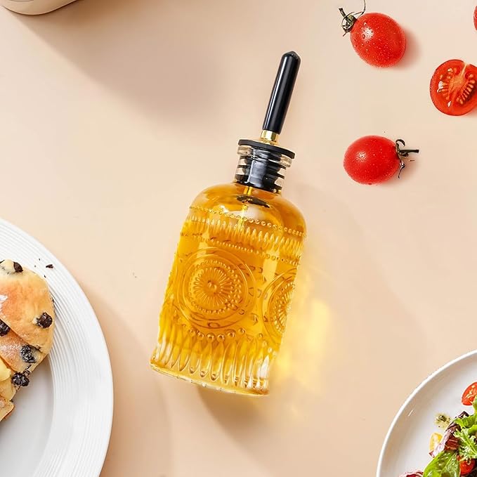 gegewawa Olive Oil Dispenser Bottle for Kitchen with Metal Spout, Glass Oil Bottles 7OZ, Elegant Glass Cooking Dispenser for Kitchen