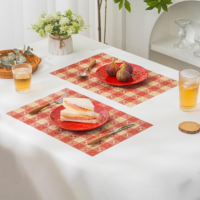BACKTOEDEN Placemats Set of 6 Heat Resistant Washable Wipeable Placemat Woven Non-Slip Foldable Vinyl/Plastic Place Mats Indoor/Outdoor Mat Kitchen Dining Table Pad, Red Checkered