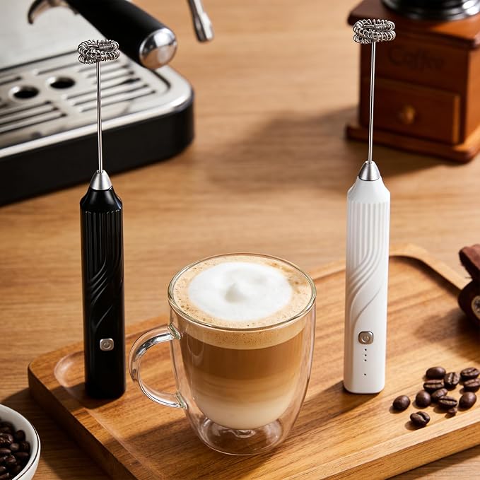 Milk Frother Handheld, Rechargeable Coffee Frother Wand with 3 Speeds, Electric Foam Maker Drink Mixer for Lattes Cappuccino Matcha Eggs, Hand Mixer for Hot/Cold Milk,White