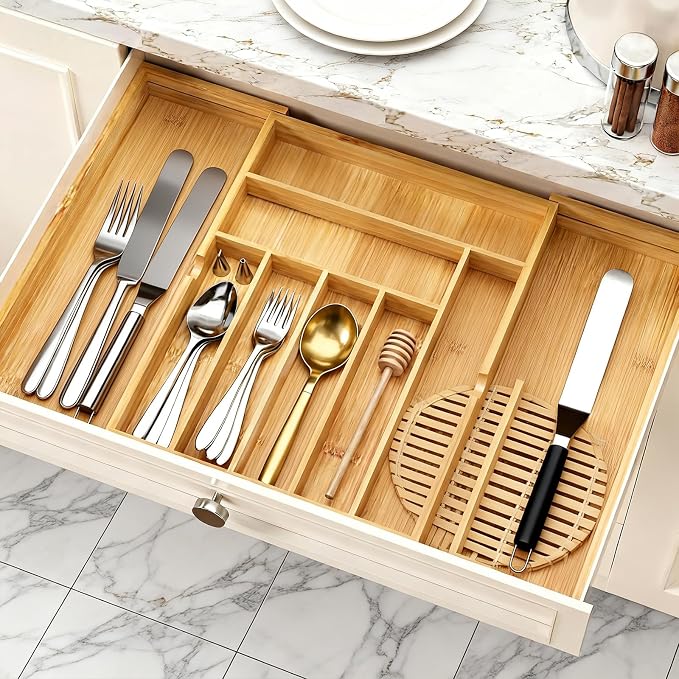 Bamboo Expandable Silverware Drawer Organizer, Adjustable Utensil Tray Cutlery Holder for Kitchen Drawer, Flatware Storage Organizer for Spoons, Forks and Knives, Natural (7 Slot,)