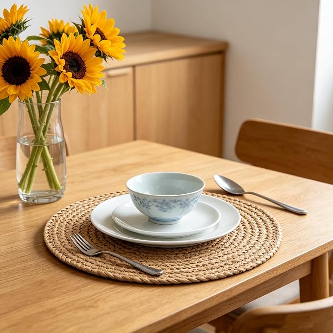 UNZTMH®13.5 Inch Round Braided Placemats Set of 6 | Natural Water Hyacinth, Rattan & Jute Woven Mats | Heat Resistant Non-Slip for Kitchen, Dining, Party & Holiday Decor