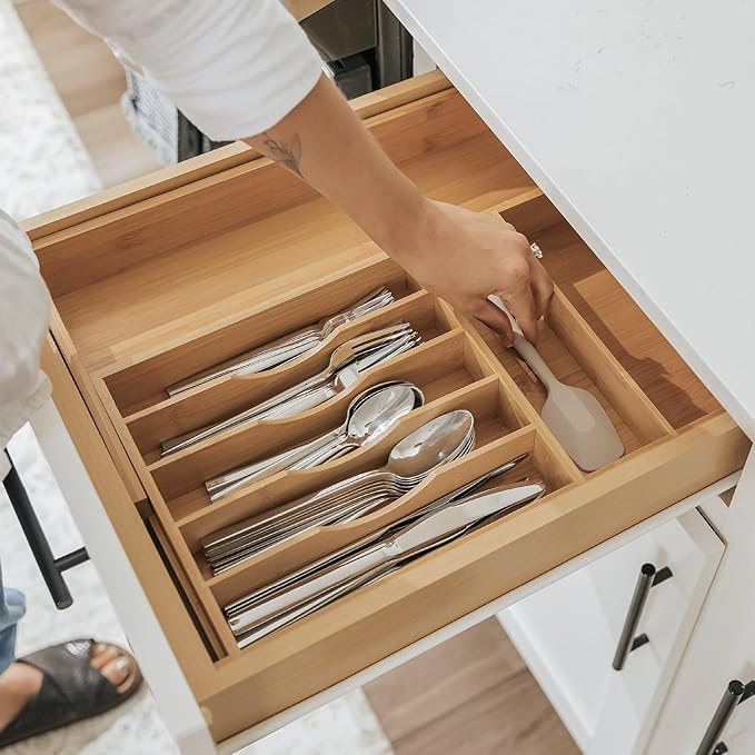 KitchenEdge Premium Silverware, Flatware and Utensil Organizer for Kitchen Drawers, Food-Safe Contract Grade, Expandable from 10.5 to 19 In, Natural Bamboo