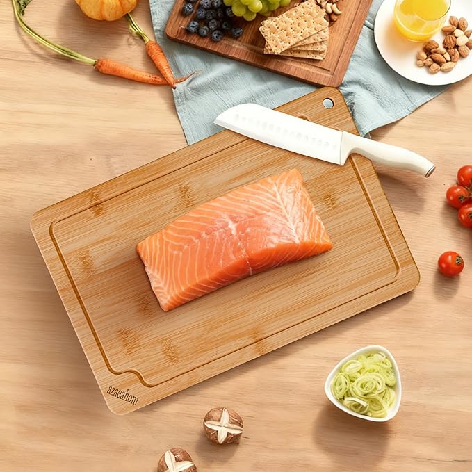 Bamboo Cutting Boards for Kitchen, Large Wood Cutting Board with Juice Grooves & Built-in Handles, Easy Storage & Clean Chopping Board for Meat, Vegetables, Fruit