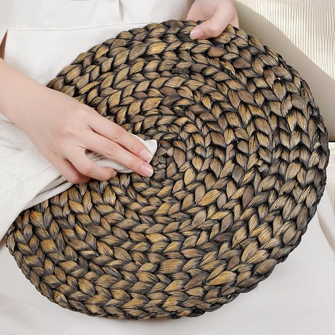 8 Pack, Round Woven Placemats, Natural Water Hyacinth Wicker Place Mats, Braided Straw Table Mats for Dining Table, Fall, Halloween, Thanksgiving, Chrismats, Black (13.8 inch)