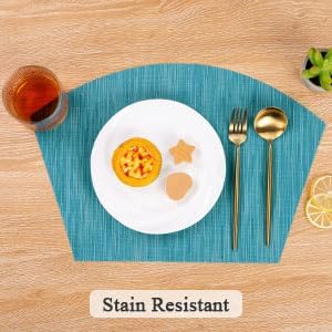 SHACOS Small Round Table Placemats Set of 5 Woven Vinyl Wedge Placemats with Centerpiece Round Table Mats Heat Resistant Wipe Clean (5, Teal Blue)