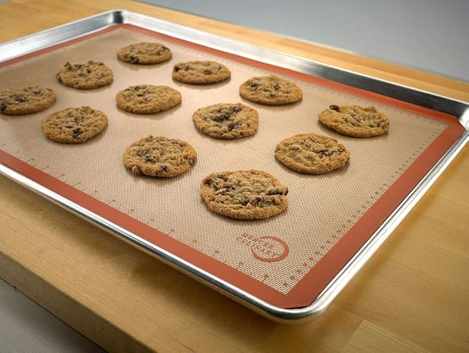 Mercer Culinary Silicone Bake Mat, Full Size, 16.5-Inch x 24.5-Inch, Orange border