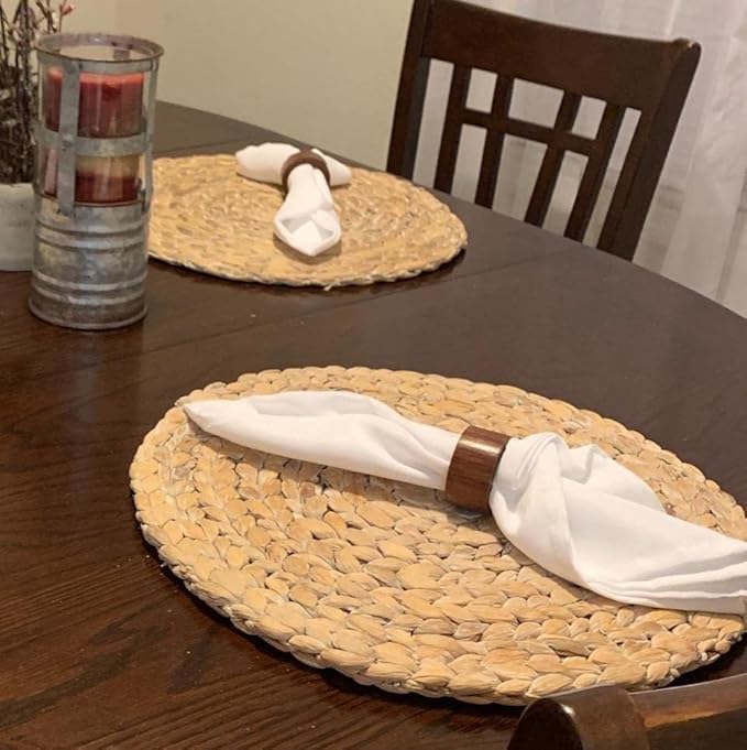 4 Pack Round Woven Placemats, 11.8 inches Plate Chargers Natural Wicker Placemats Water Hyacinth Straw Braided Tablemats Rattan Tablemats Rustic Weave Placemats for Dining Table