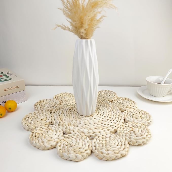 IcosaMro 13.8" Boho Placemats Set of 6 Round Woven Placemats Natural Table Place Mats for Dinning Table Indoor & Outdoor Wicker Wicker Charger Plates for Wedding Christmas Thanksgiving Events