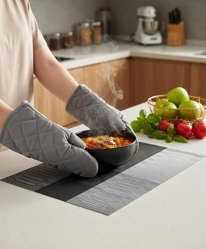 Wipeable PVC Vinyl Woven Table Placemat,Set of 6,Heat-Resistant Dining Mats for Kitchen, Indoor Outdoor Use,12×17 Inch,Silver Gray Gradient
