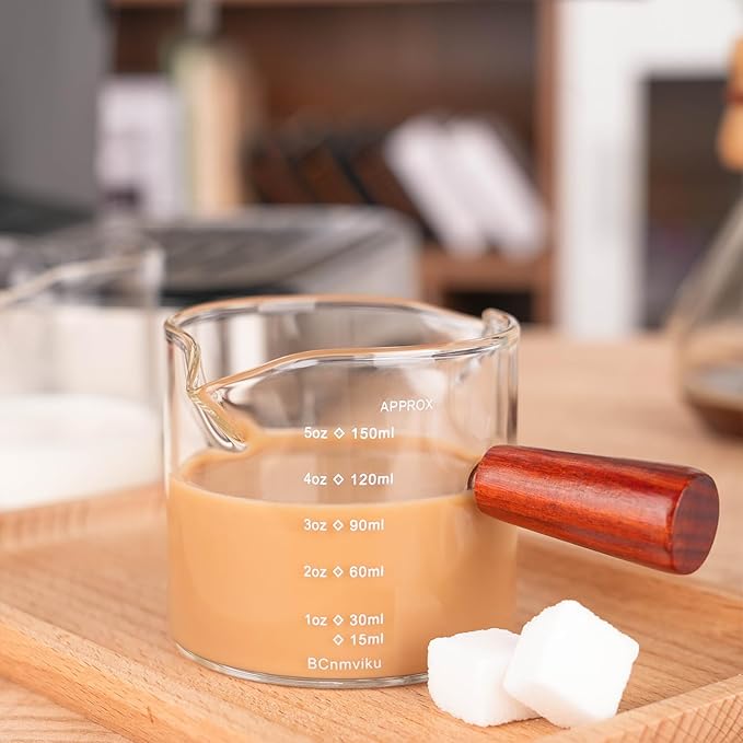 BCnmviku Double Spouts 150ML /5OZ Measuring Triple Pitcher Milk Cup with Wood Handle Espresso Shot Glasses Parts Clear Glass (1)