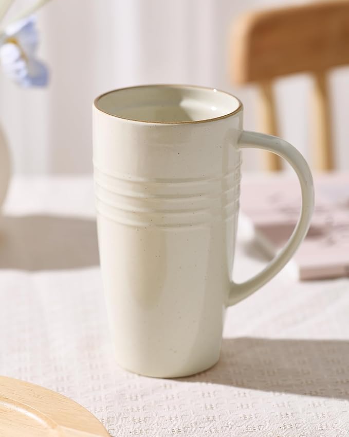 famiware Jupiter Large Coffee Mug, 20oz Coffee Mug with Lid, Ceramic Mugs Set of 2, Cup Set with Handle for Latte, Tea, Cocoa, Milk, Microwave and Dishwasher Safe, Light Green and Vanilla White