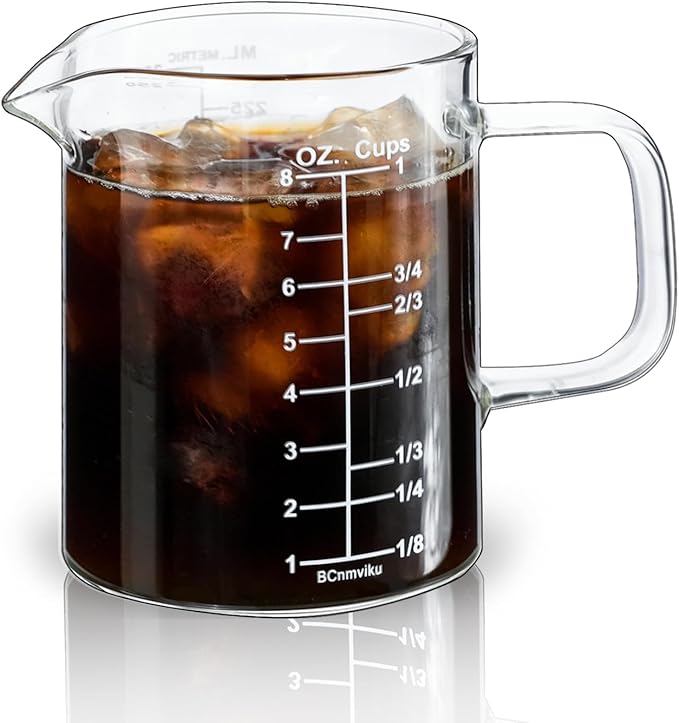 BCnmviku Glass Measuring Cup with Handle, 8OZ/250ML/1 CUP High Borosilicate Heat Resistant Glass Measuring Cup with Clear Markings (oz, Cup, ml) & Pour Spout, Microwave Safe
