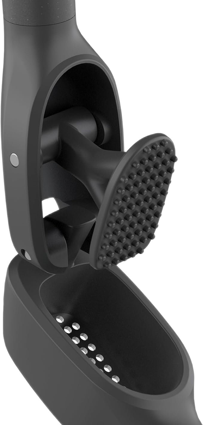 Zyliss Classic Garlic Press – Heavy Duty Garlic Mincer & Crusher with Large Chamber, Ergonomic Easy Grip Handles, Dishwasher Safe Garlic Press, Stainless Steel Kitchen Tool