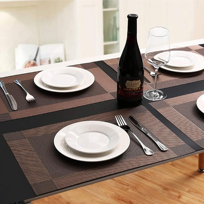 Placemats, Washable PVC Table Mats, Woven Vinyl Placemat for Dining Table Place Mats Set (6 Placemats and 1 Table Runner, Brown)