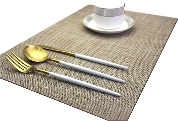 Dinner Mats Easy to Clean for Dining Table Woven Vinyl Placemats Heat Resistant 12x18 inche Table Mats Set of 6（Khaki）