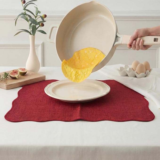 AHHFSMEI Faux Linen Placemats Set of 8 Heat Resistant Non-Slip Stain Proof Table Mats for Kitchen Dining Elegant Decor Place Mats (red 8)