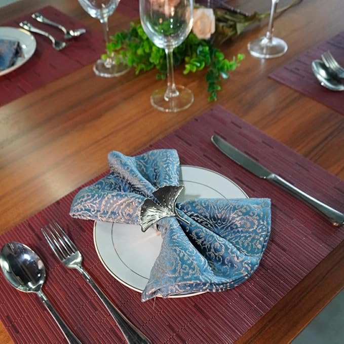 Red-A Placemats Set of 6 for Dining Table Heat-Resistant Washable Place Mats Woven Vinyl Kitchen Table Mats Easy to Clean,Wine red
