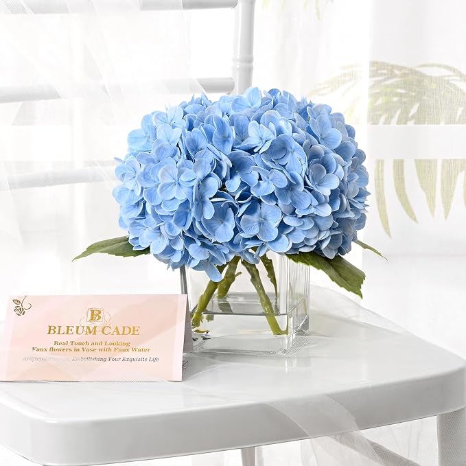 BLEUM CADE Luxury PU Fake Flowers in Vase with Faux Water, Blue Real Touch Hydrangea Artificial Flowers with Glass Vase for Office Home Dining Room Centerpiece Table Decorations
