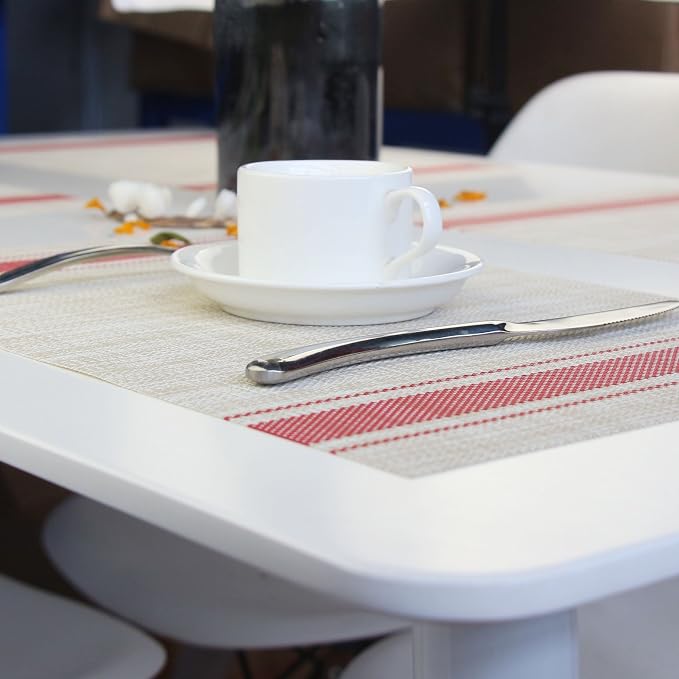 Table Mats Place Mats Indoor Set of 4 Washable Non Slip Kitchen Plastic Dining Placemats Set of 4（Red）