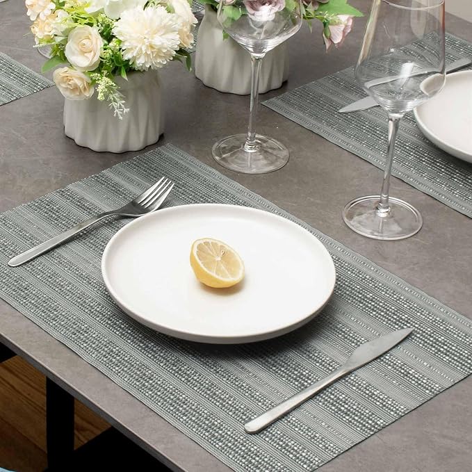 AHHFSMEI Placemats Set of 4 Washable Woven Vinyl Placemats for Dining Table Heat Resistant Non-Slip Stain Resistant Table Mats for Kitchen & Home Decor(Grey Shine,4)