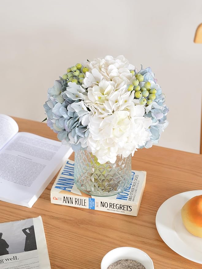 Wracra Hydrangeas Floral Arrangement in Glass Vase, Fake Flowers Silk Hydrangea Artificial Flowers with Vase for Home Office Decoration, Dining Table Centerpiece
