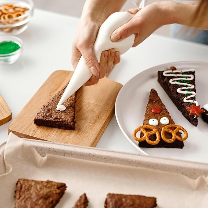 125PCS Piping Bags Tips Set, Thicken Pastry Bags Disposable 12 Inch 100PCS with 8 Icing Bag Ties and 8 Frosting Tips, 1 Brush 4 Bag Clips 2 Scriber Needle for Cake Cookie Cupcakes