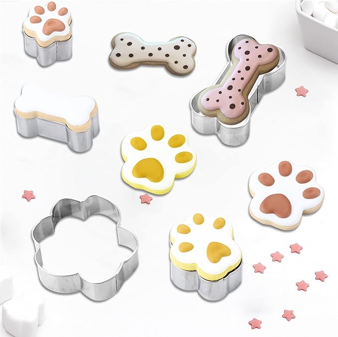 8PCS Dog Bone and Dog Paw Print Cookie Cutters Set, Stainless Steel Metal 4 Sizes Dogs Bone Paw Shape Cookie Cutter, Dogs Theme Party Cookie Cutter Molds for Homemade Treats Baking