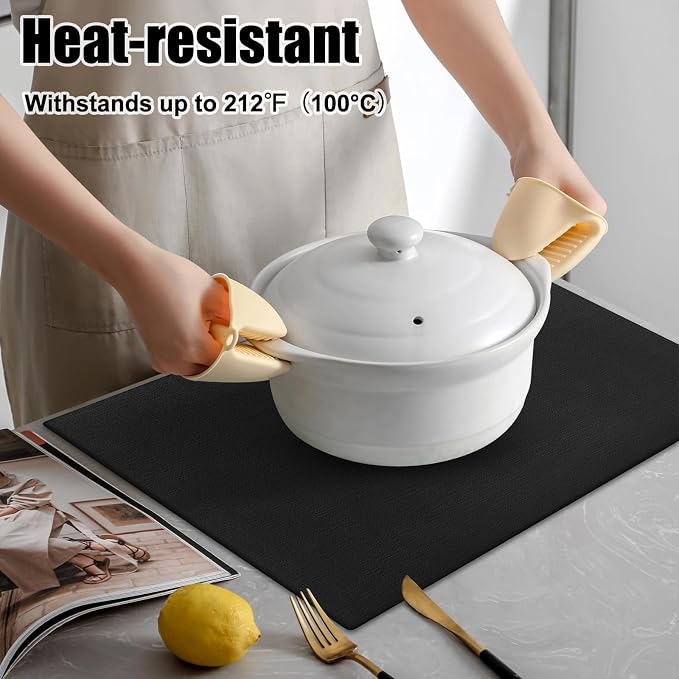 Homaxy Faux Leather Heat Resistant Placemats for Dining Table Set of 8, Waterproof Wipeable Washable PU Table Mats, Easy to Clean Anti-Slip Place Mats, 11.8" x 17", Black