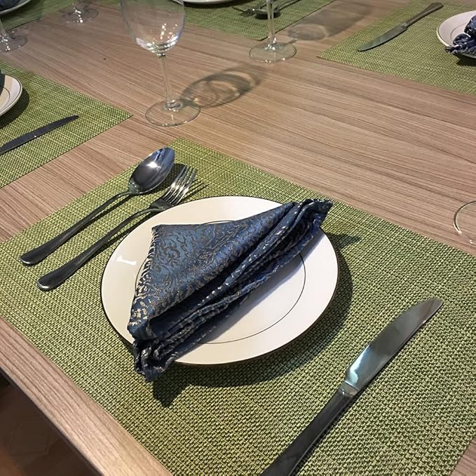 WAZAIGUR Placemats,Easy to Clean Crisscross Woven Vinyl Place Mats Durable Non-Slip Heat Resistant Table Mats,Placemats for Kitchen Table Set of 6,Green and Yellow