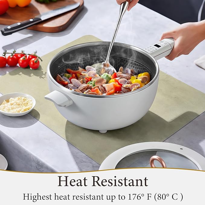 Vinyl Placemats Set of 4-12x17 Inch - Heat Resistant Washable Place Mats Waterproof Non-Slip Wipeable Table Mats for Dining Table Decor, Indoor/Outdoor Plastic Mat