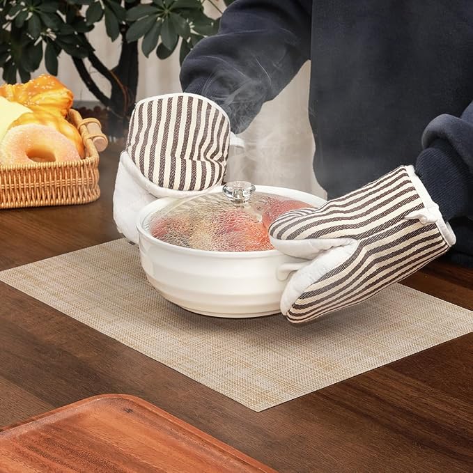 Myir JUN Placemats Set of 10, Vinyl Woven Placemats Place Mats Indoor Set of 10 Washable Table Mats Non-Slip Place mats for Dining Table (A-Beige)