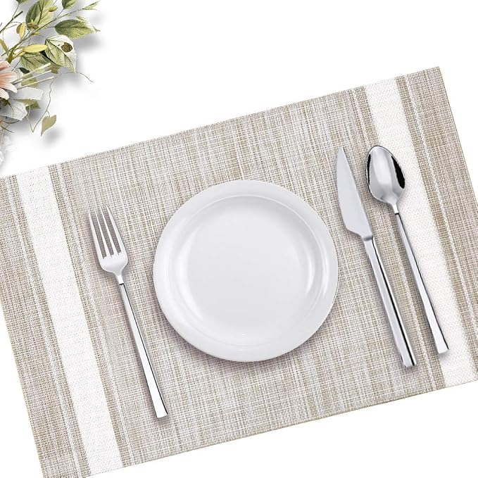 Table Mats Set of 4 Crossweave Woven Vinyl Placemats Heat Resistant Non-Slip Kitchen Placemats for Dining Table Washable Easy to Clean(White)