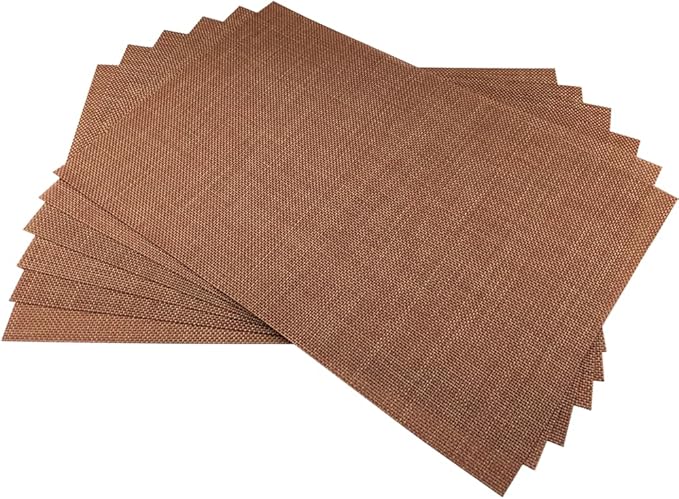 WAZAIGUR Placemats,Easy to Clean Crisscross Woven Vinyl Place Mats Durable Non-Slip Heat Resistant Table Mats,Placemats for Kitchen Table Set of 6,Rust Red