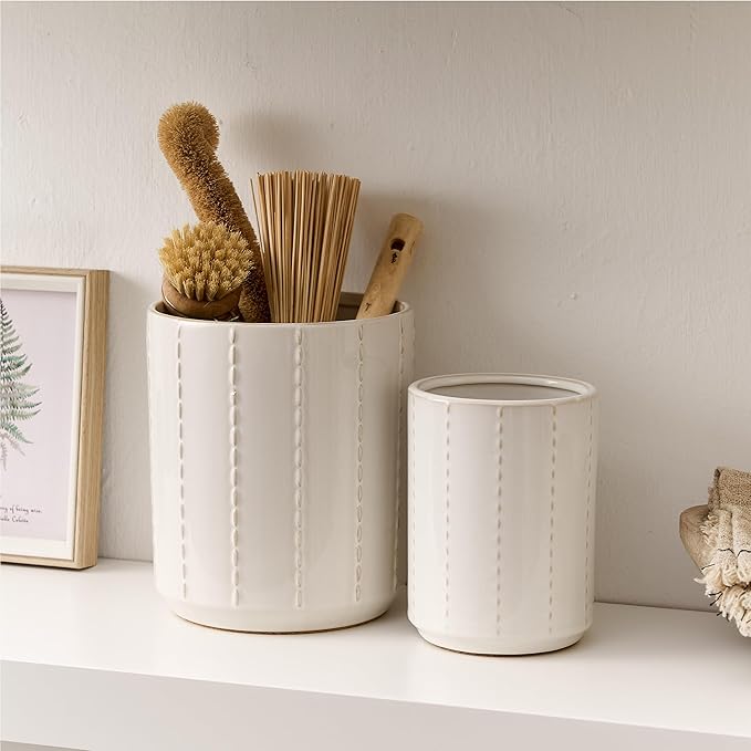 JIEMEI HOME Kitchen Utensil Holder, Large 7.5"+6.2" Bead Chain Ceramic Utensil Crock for Countertop, Utensil Holder with Cork Mat, Morden Utensil Organizer for Spatula, Kitchen Decor, Set of 2, White