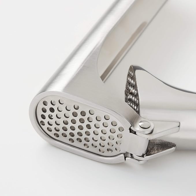 Rösle Stainless Steel Mincing Garlic Press, Premium