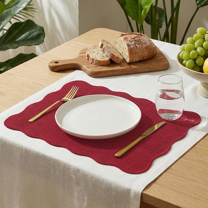 AHHFSMEI Faux Linen Placemats Set of 6 Heat Resistant Non-Slip Stain Proof Table Mats for Kitchen Dining Elegant Decor Place Mats (red)