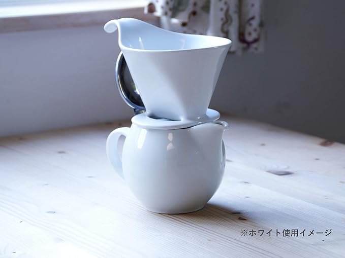 Zero Japan - Bee House Pour Over Coffee Dripper - Lead-Free & Cadmium-Free Ceramic Coffee Maker with Elegant Peek Hole, Drip Cone Brewer Coffee Gift, Brewing Accessories - White, Small Size