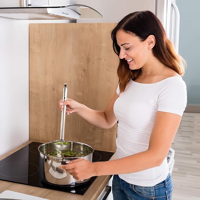 meekoo Stainless Steel Ladle Soup Handle Ladle with Pouring Rim for Kitchen Cooking Soup Sauce