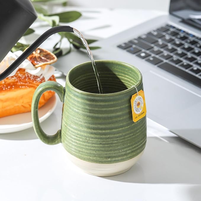 HASENSE 20 oz Coffee Mug, Large Green and Beige Stoneware Cup, Oversized Ceramic Tea Mug with Ergonomic Handle, Microwave and Dishwasher Safe, Perfect for Coffee, Tea, Soup, Hot Cocoa