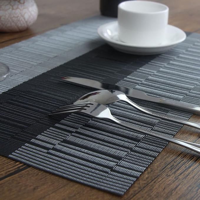 Placemats for Dining Table Set of 4 Plastic Washable Table Mats Easy to Clean PVC Placemat (Black)
