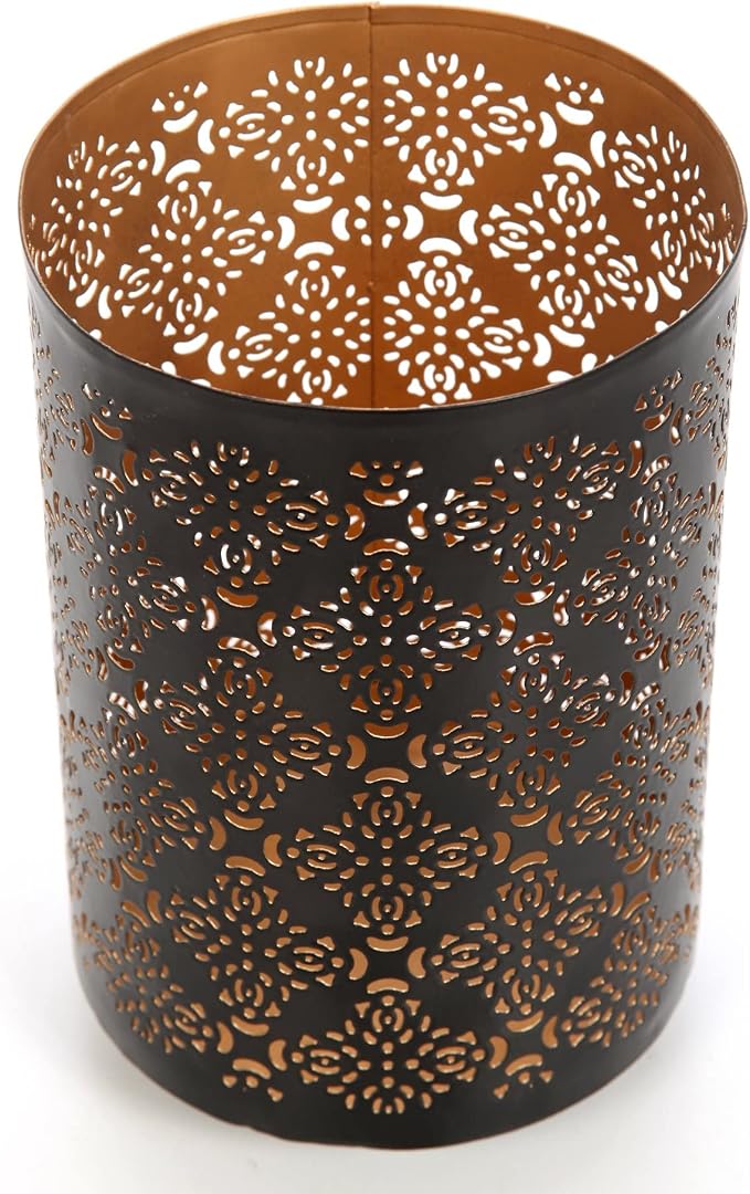 Hosley Set of 2 Diamond Cut Candle Holders Elegant 8 Inch Height Stands for Timeless Ambiance and Versatile Styling Dazzle Your Decor
