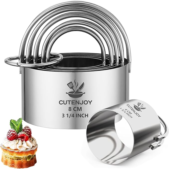Cookie Cutters (5 Pieces/Set),Round Biscuit Cutter Set with Handle and Big Ring, Professional Baking Dough Cutter Tools for Cakes, Sandwiches, Donuts, Dumplings
