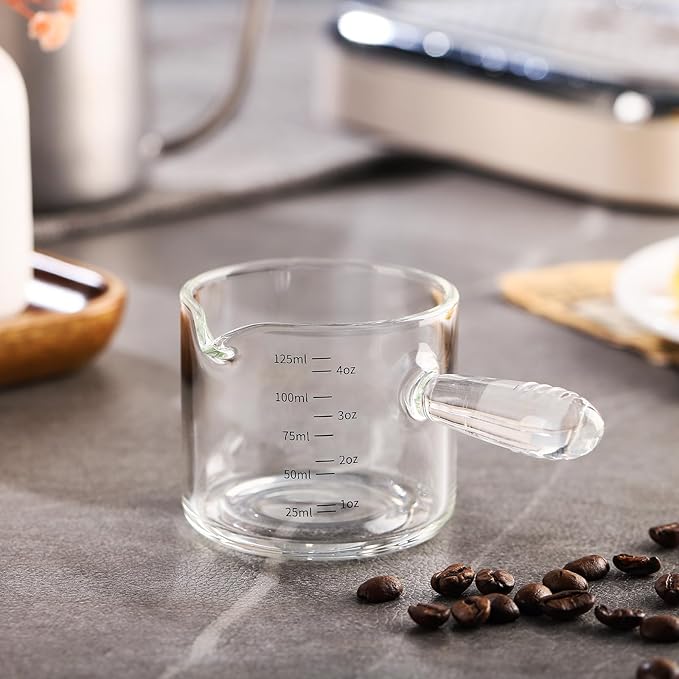 Espresso Shot Glass 2 Pack - 150ML Espresso Cups with Handle and Dual-Scale, Espresso Shot Glass with V-Shaped Mouth, 5oz Espresso Glass Measuring Cup Perfect for Espresso Shots and Milk Froth
