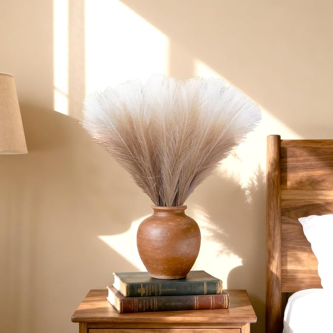 TORONTOKYO Brown Pampas Grass Decor, 50Pcs 21.6 inch Artificial Faux Brown Pompas Grass Small Short Fluffy Arrangement for Wedding Boho Home Decor Vase Filler