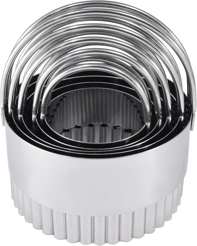 R&M International Stainless Steel Round Fluted Biscuit Cutters with Handles, Assorted Sizes, 5-Piece Set