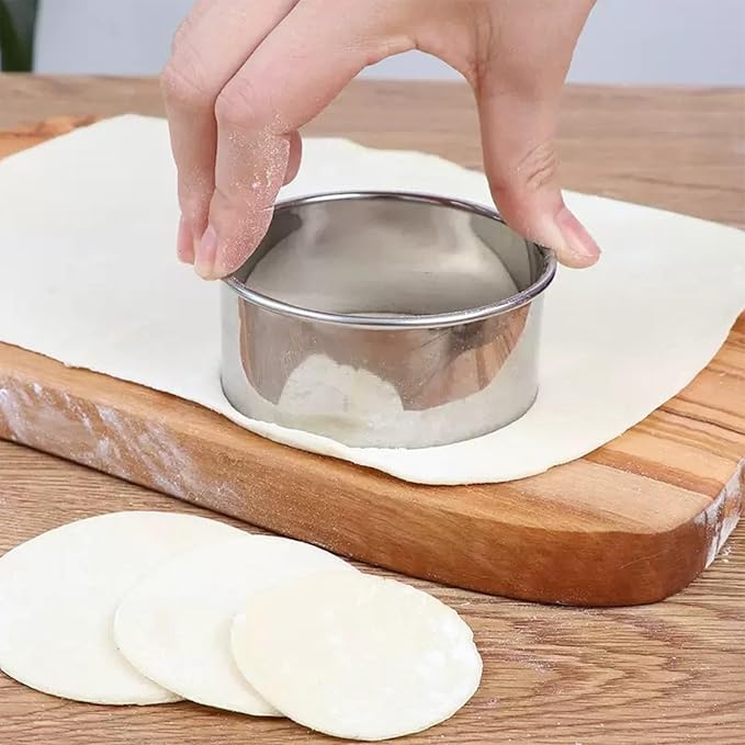 6 Pcs Round Cookie Cutters Set - 2,3,3.5,4,5,6 Inch Stainless Steel Biscuit & Pastry Cutters for Baking, Donut, Sandwich Making - Dishwasher Safe & Rust-Proof