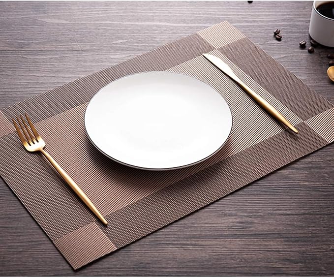 PIGCHCY Place Mats Heat-Resistant Non Slip Placemats Washable Easy to Clean Woven Vinyl Placemats for Dining Table (Set of 4, Brown)