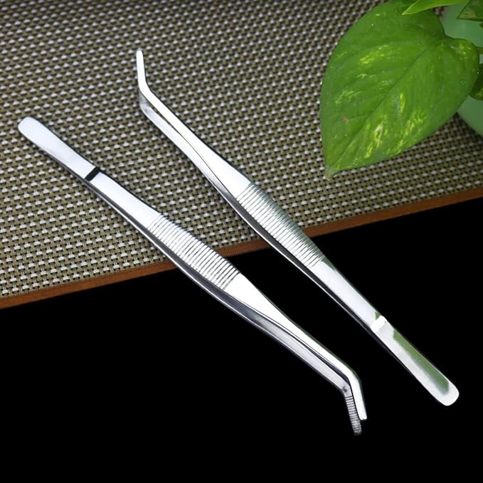 5.5 Inch Bent Tip Long Forceps Tweezers, Serrated Flat Tips Precision Curved Surgical Tongs Jewelers Needle Metal Sewing Sharp Kitchen Cooking Tweezers With Teeth Knurled Handles (1PCS-140mm)