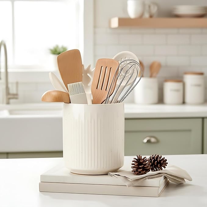 JIEMEI HOME Kitchen Utensil Holder, 7.2" Large Ceramic Stable Utensil Crock for Countertop, Utensil Organizer with Cork Mat, Removable Bamboo Divider for Easy, Kitchen Decor, Aged Ivory Speckle