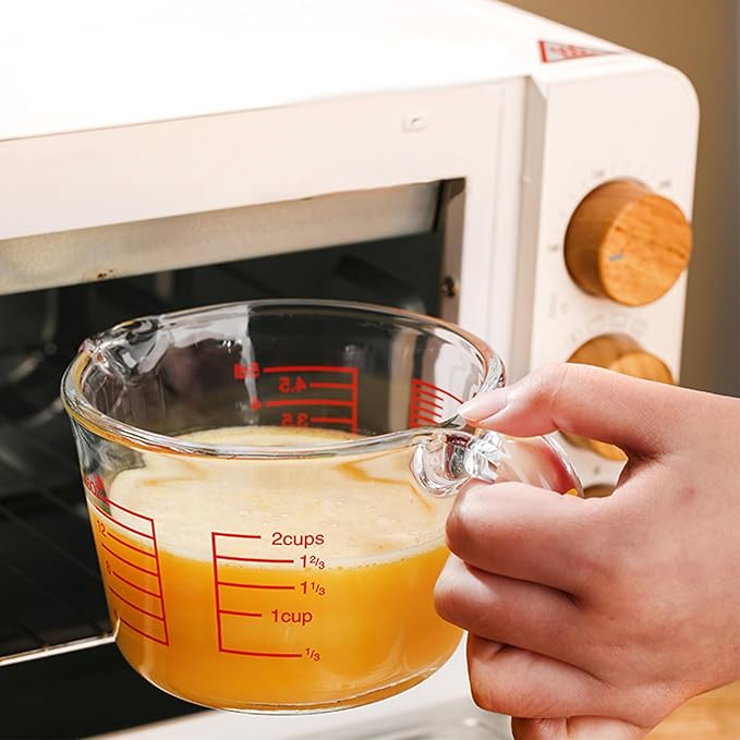 Glass Measuring Cups with Lids Set, Borosilicate Glass V-Shaped Spout Microwave Safe Scales Milk Cup for Cooking Baking (Red, 2CUP)